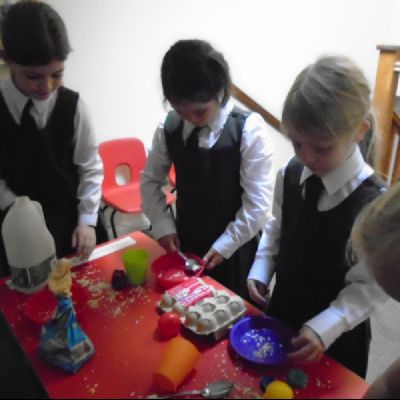Messy Breakfast in English